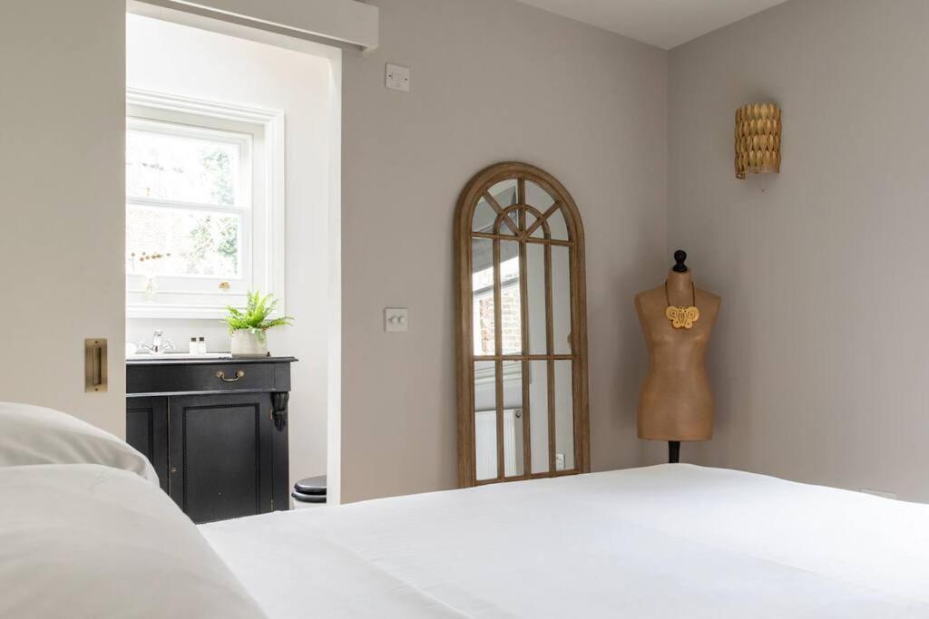 Stunning Soho House Style 3 Bed With Terrace, Near Notting Hill And Westfield Appartamento